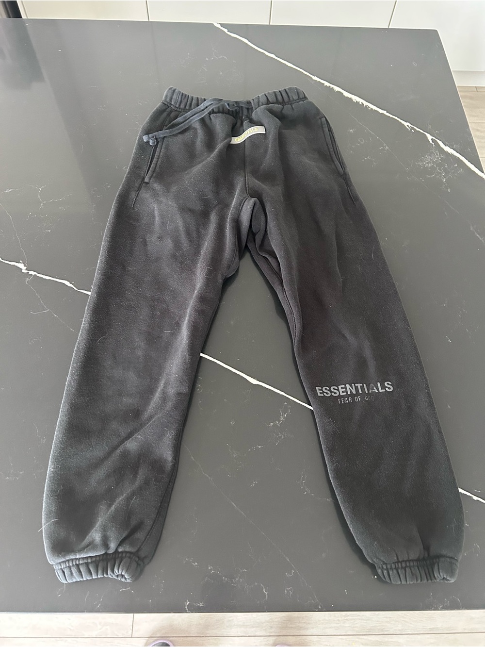 Fear of God ESSENTIALS Kids Black Sweatpants Tonal Logo Joggers Kids Size 8M